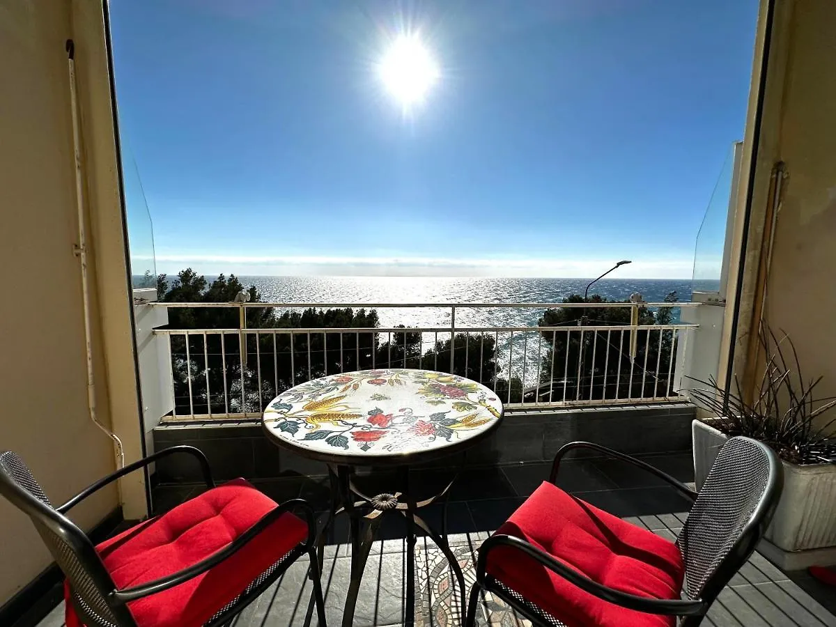 Apartment Suite Fronte Mare - Sanremo
